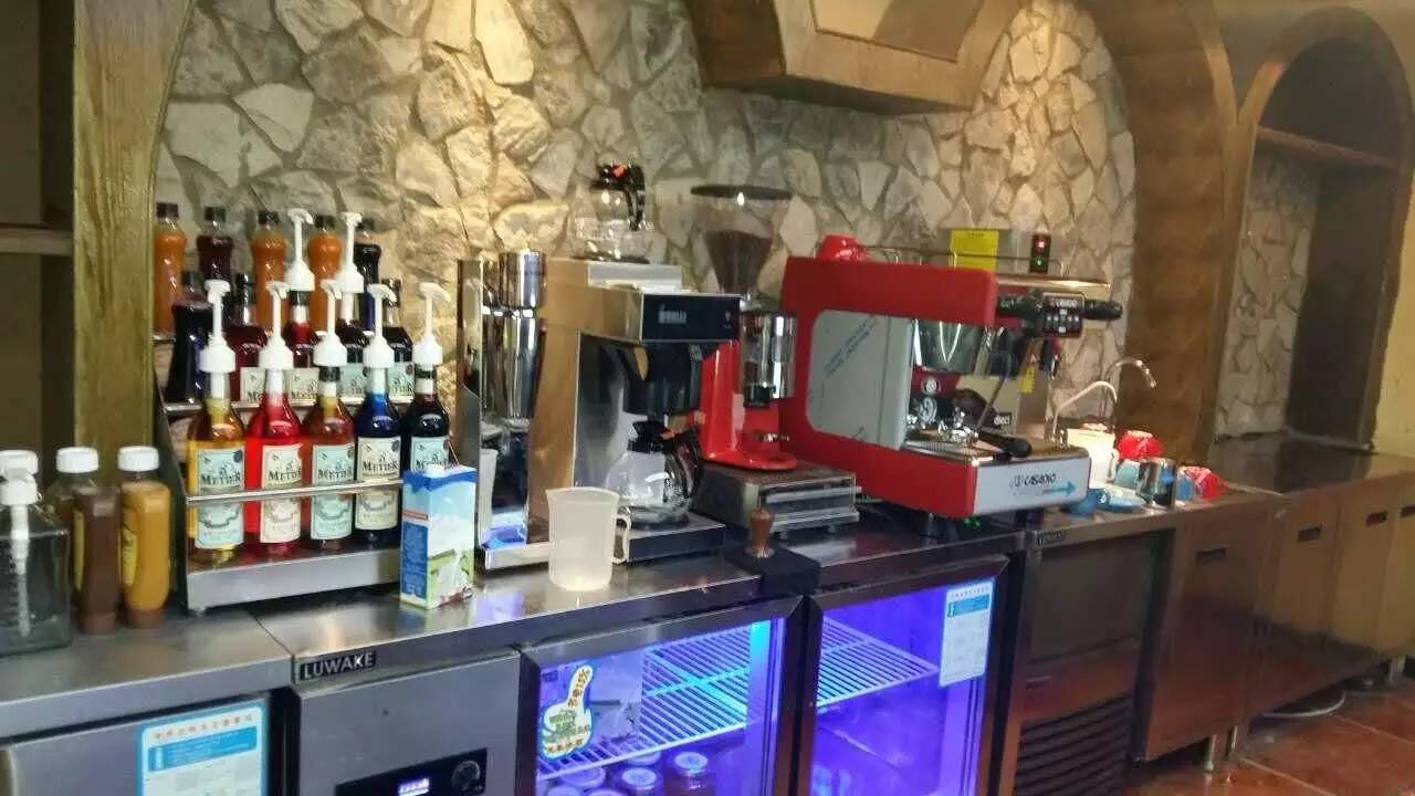 现在开网吧还有前途吗,现在开网吧收益