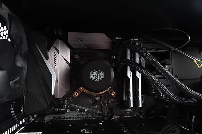 酷冷至尊MasterLiquidLite240散热器评测：初玩水冷之选