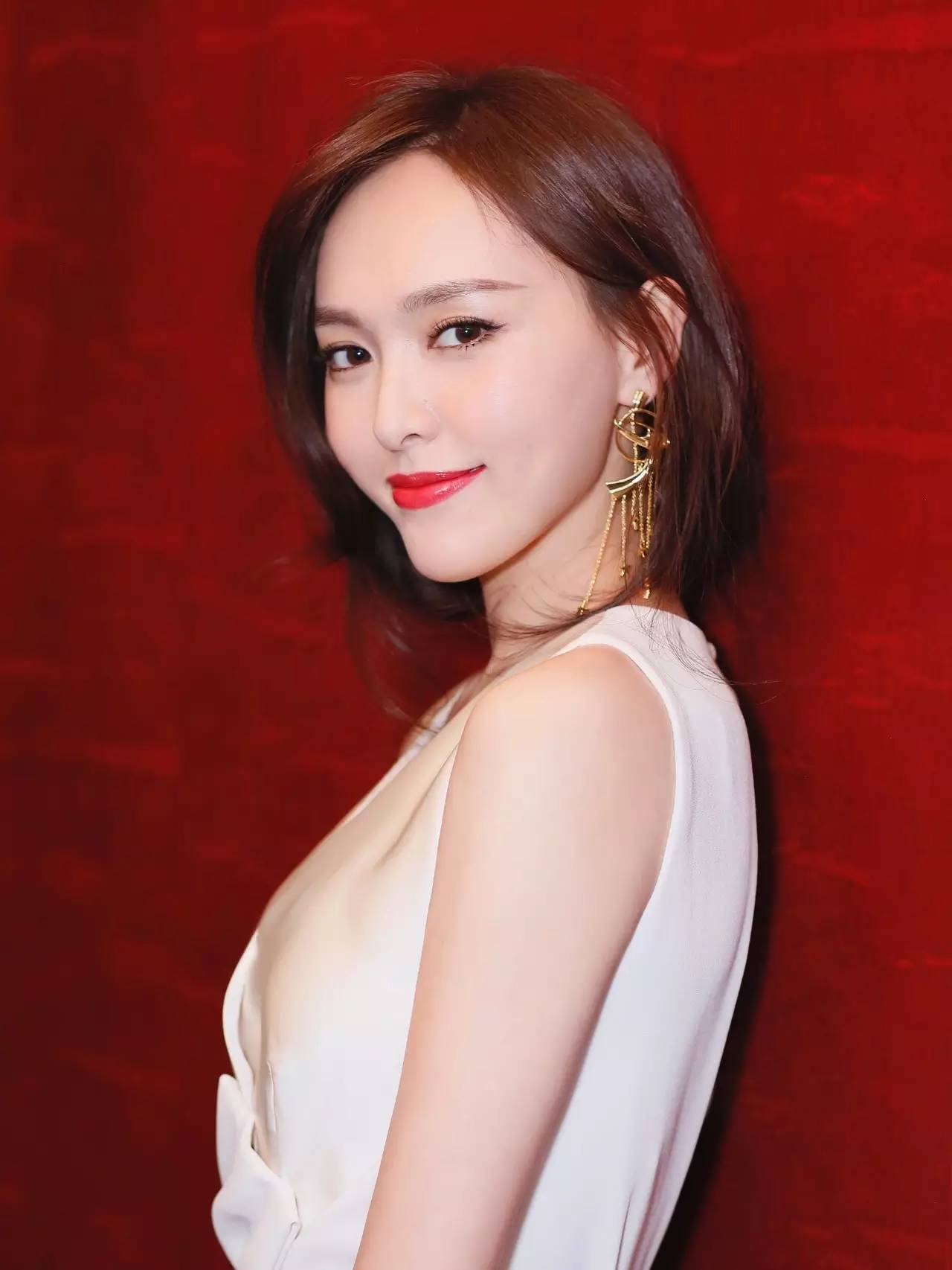 唐嫣同款遮瑕,唐嫣清淡妆容