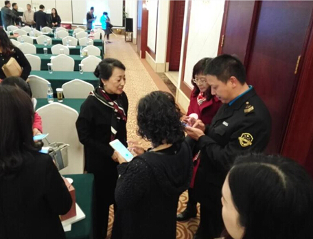 迷艾护肤创始人高小丫应邀为执法人员做护肤专业培训