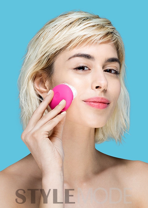 护肤注意事项8个需谨慎使用的护肤品和护发品