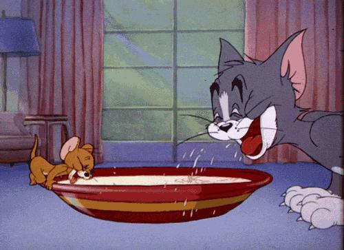 从前有一个牌子天天打击代购，后来它的CEO走掉了