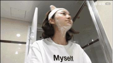 同样是晒素颜，为什么活跃得像高仿的大甜甜洗个脸就能圈粉无数？