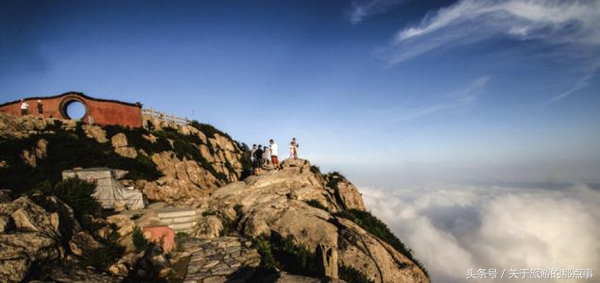 书法第一山石刻,中华第一峰的石刻书法