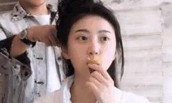 同样是晒素颜，为什么活跃得像高仿的大甜甜洗个脸就能圈粉无数？