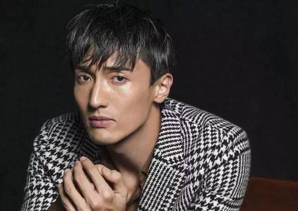 留小胡须有什么讲求,留胡须有技巧