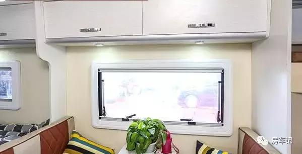 大通v80升顶房车用车体验,法美瑞v80