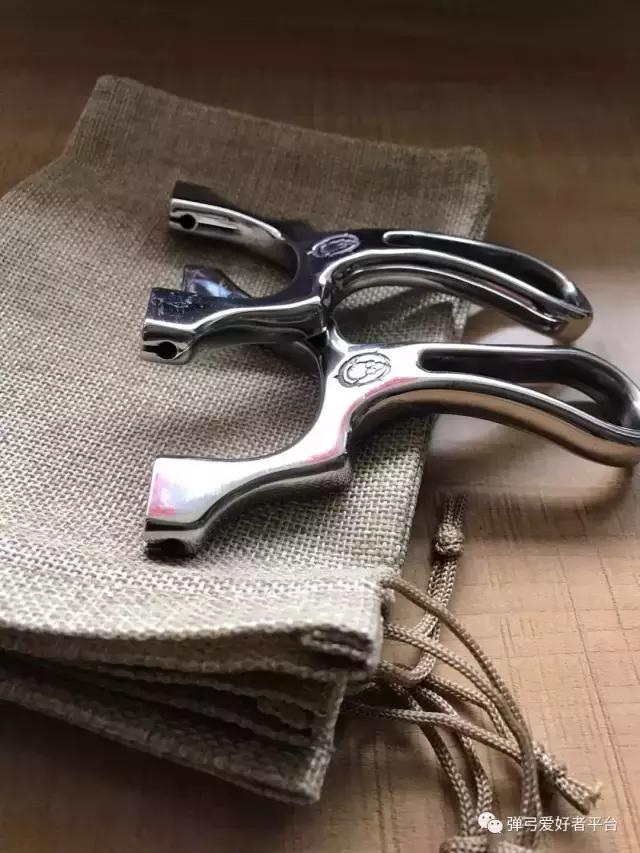 鏂版鎵佺毊,鏂版鍙嶆洸