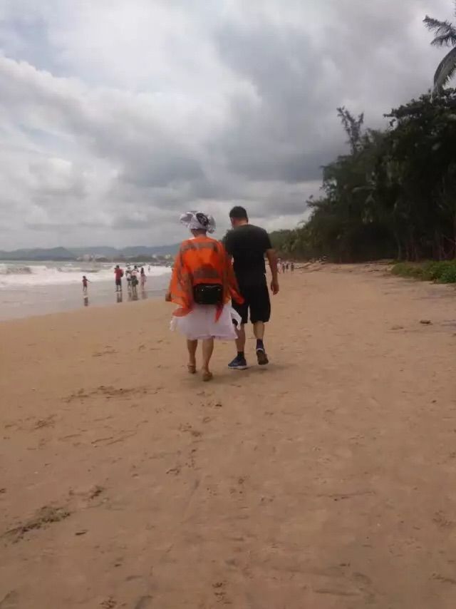 浪在枕边海在目前——海南三亚行