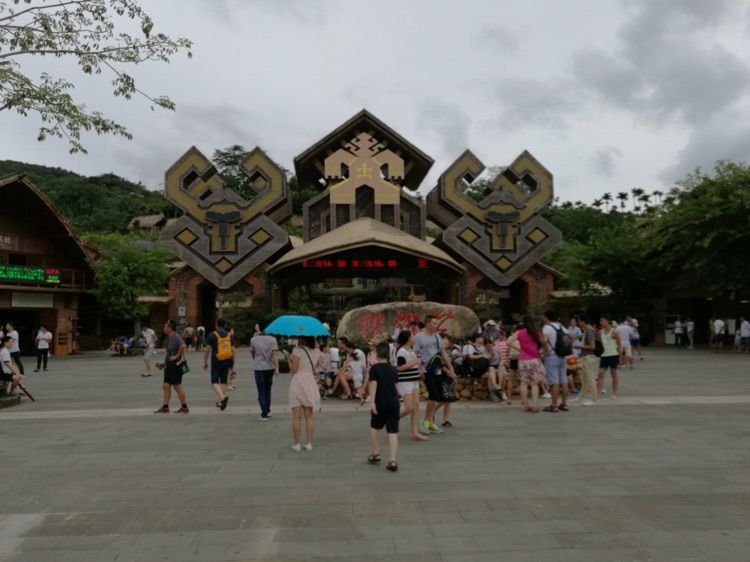 浪在枕边海在目前——海南三亚行