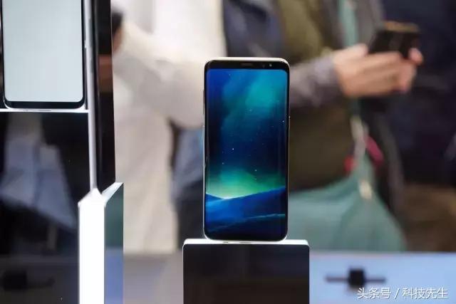 galaxys8鎷嶇収鏁堟灉,涓夋槦galaxys8鎷嶇収鏍峰紶