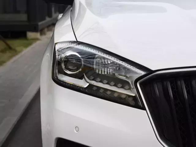 宝沃bx7两驱好还是四驱好,宝沃bx7四驱真实感受