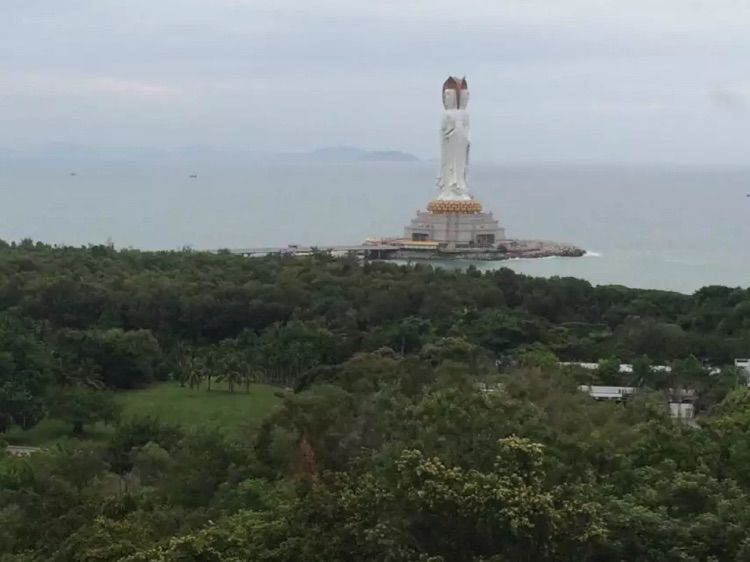 浪在枕边海在目前——海南三亚行