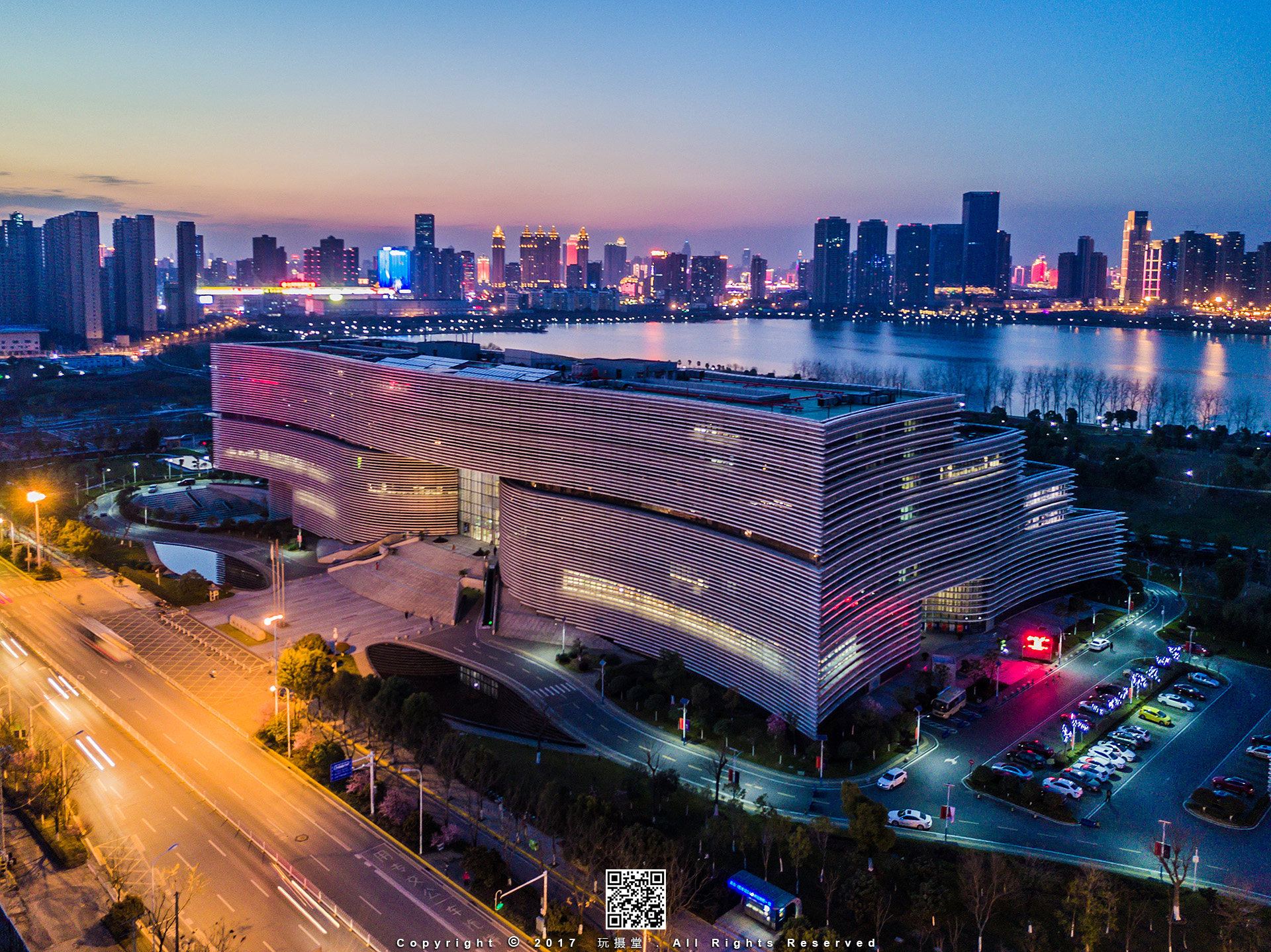 湖北省图书馆食堂,湖北省图书馆讲座