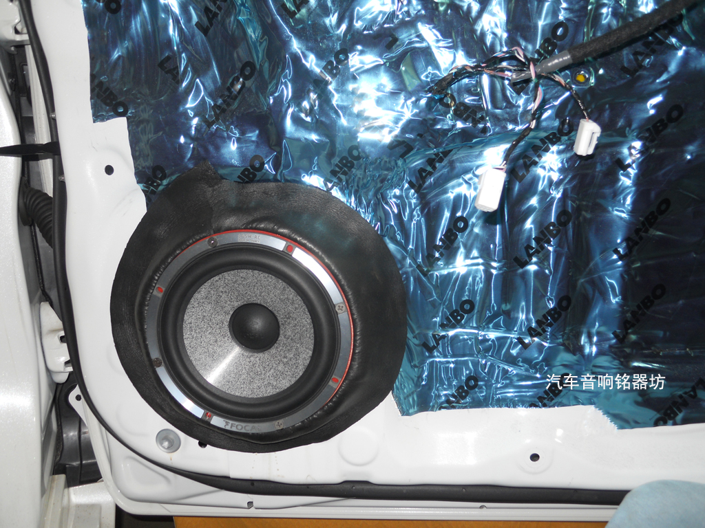 茂名丰田锐志改音响,湛江丰田锐志改装音响价格