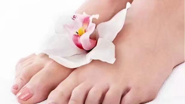 香港脚是什么原因引起的,香港脚的成因和改善方法