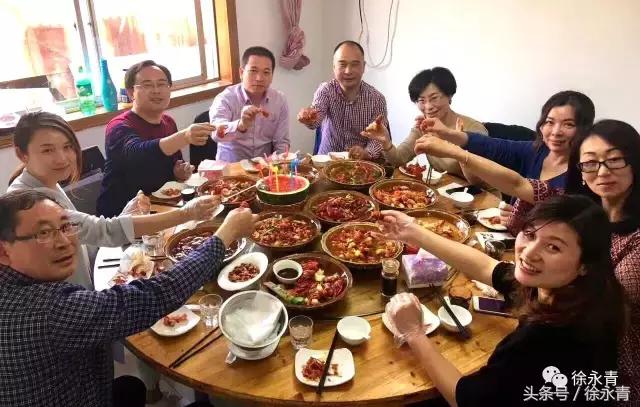 一个正能量网红型企业家，可以顶得上1000名营销人员！