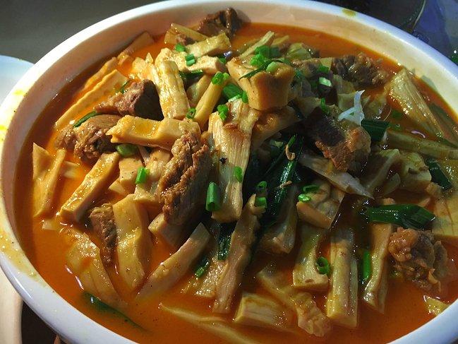 峨眉山吃住行,峨眉山吃住最佳攻略