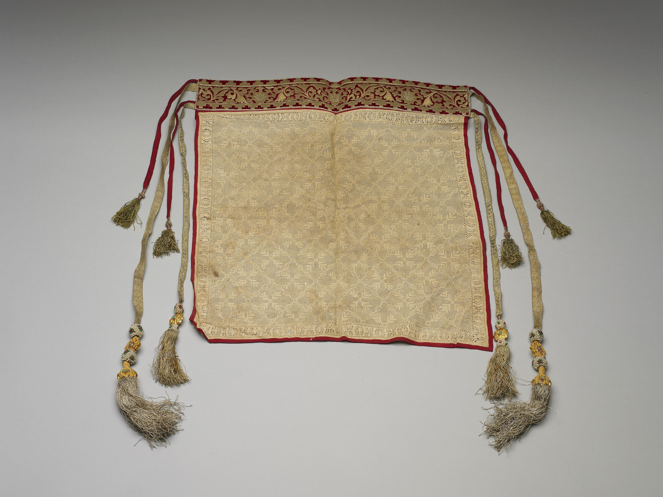 “贵贵琳琅-游牧人”台北故宫院藏清代蒙回藏金银器展