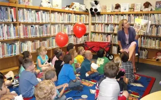 出国就像去另一个城市,出国留学就像把你放在一个荒岛上