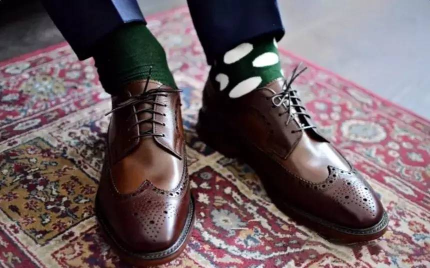 英伦鞋带的24种系法,英国王室发明的鞋带