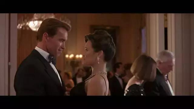 施瓦辛格的座驾,施瓦辛格座驾特斯拉