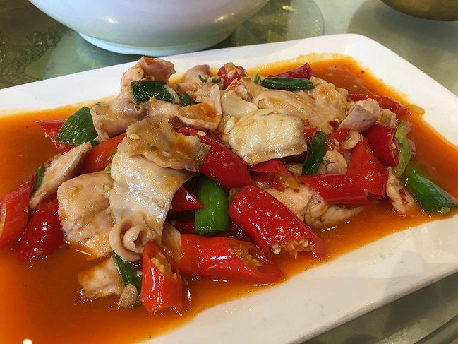 峨眉山吃住行,峨眉山吃住最佳攻略