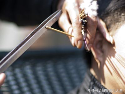 小孩吓到虫子大哭,宝宝大哭特别吓人