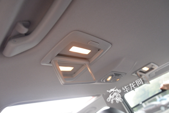 1.5t带来的推背感,12款宝马318li真实评测