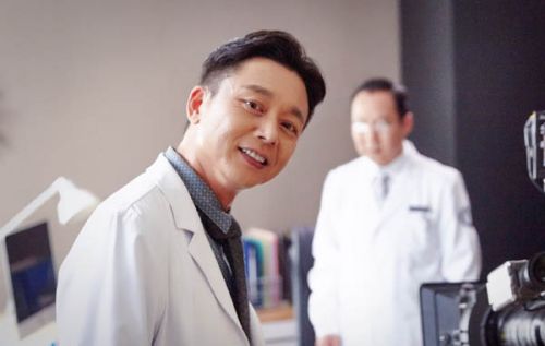 外科风云扬帆是好人还是坏人,外科风云扬帆真实身份