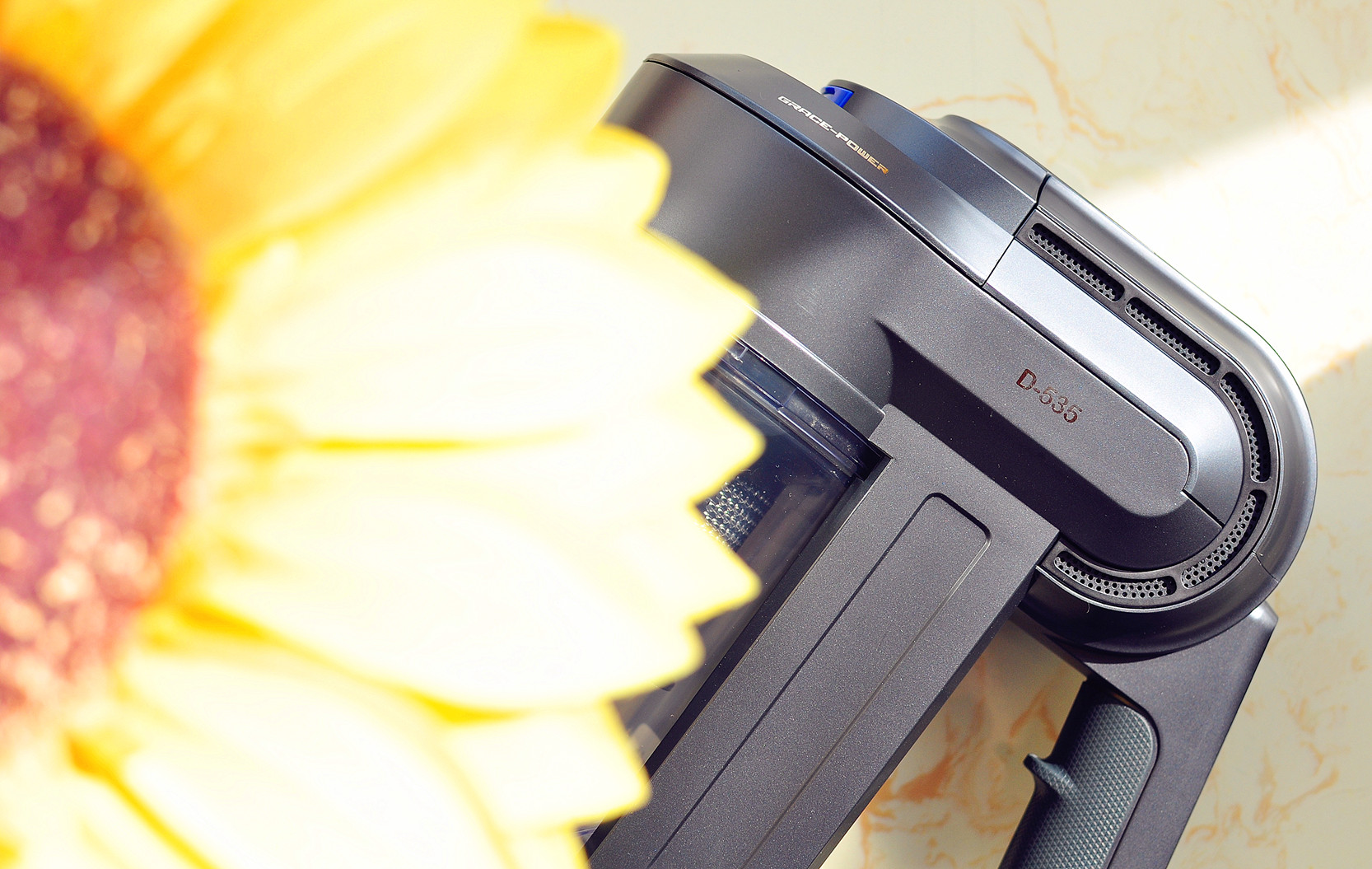 有颜有品，还有大吸力——小狗无线手持吸尘器D-535体验