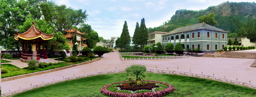 百年大计植国本续栽大木柱长天｜记前进中的浮山中学