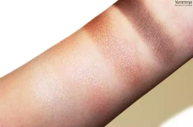 灰粉色眼影盘平价推荐新手,眼影盘平价好用性价比推荐