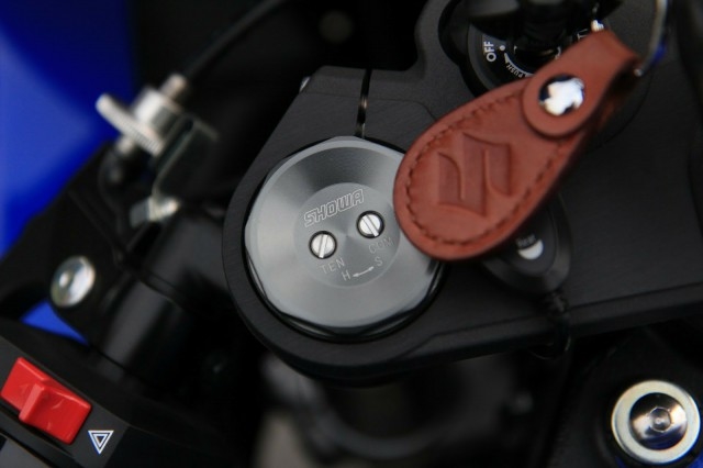 铃木gsx-r600适合新手吗,22款gsxr600