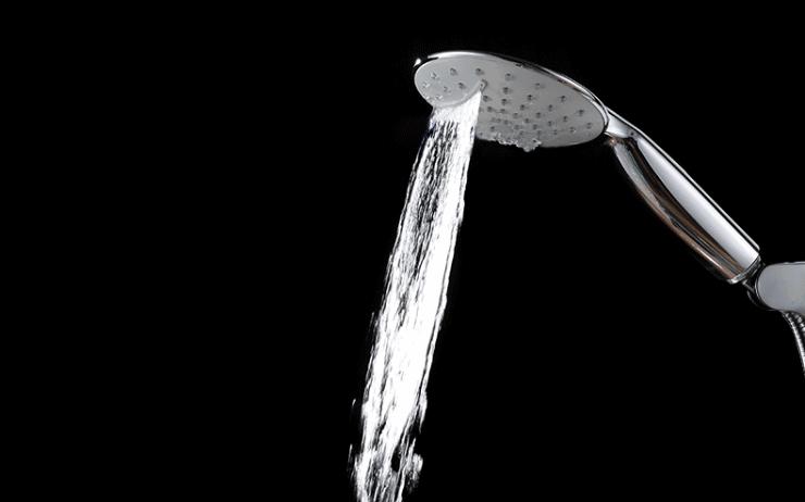 花洒堵了有什么妙招,花洒眼堵住了怎么办视频