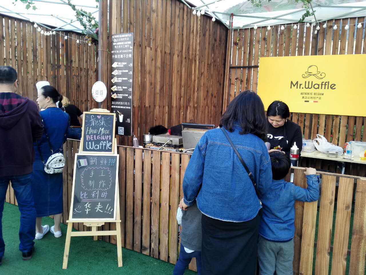 你还在找人名品代购？out了，隐藏在浦东乡村中的购物天堂