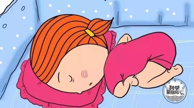 宝宝的正确睡姿新手妈妈一学就会,宝宝正确睡姿该如何