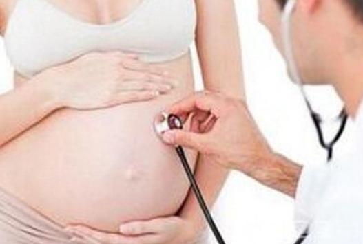 45岁高龄孕妇怀孕初期如何保胎,孕妇保胎期间工资怎么算
