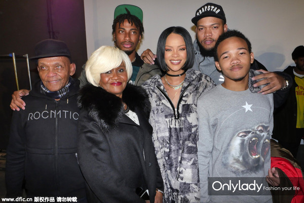 蕾哈娜上综艺节目,蕾哈娜爆单