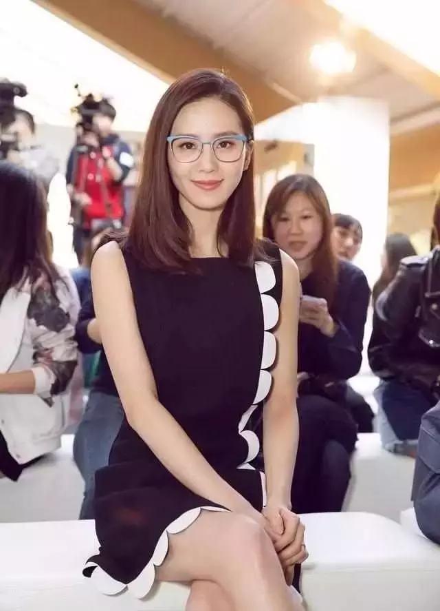 杨幂赵丽颖关晓彤,赵丽颖关晓彤同穿黑色礼服