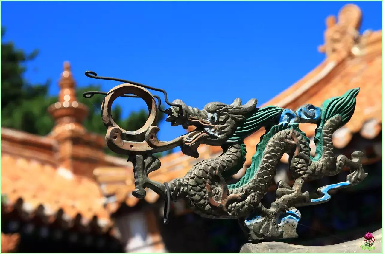 五台山文殊菩萨铜像在哪个寺庙,山西省五台山文殊菩萨寺庙