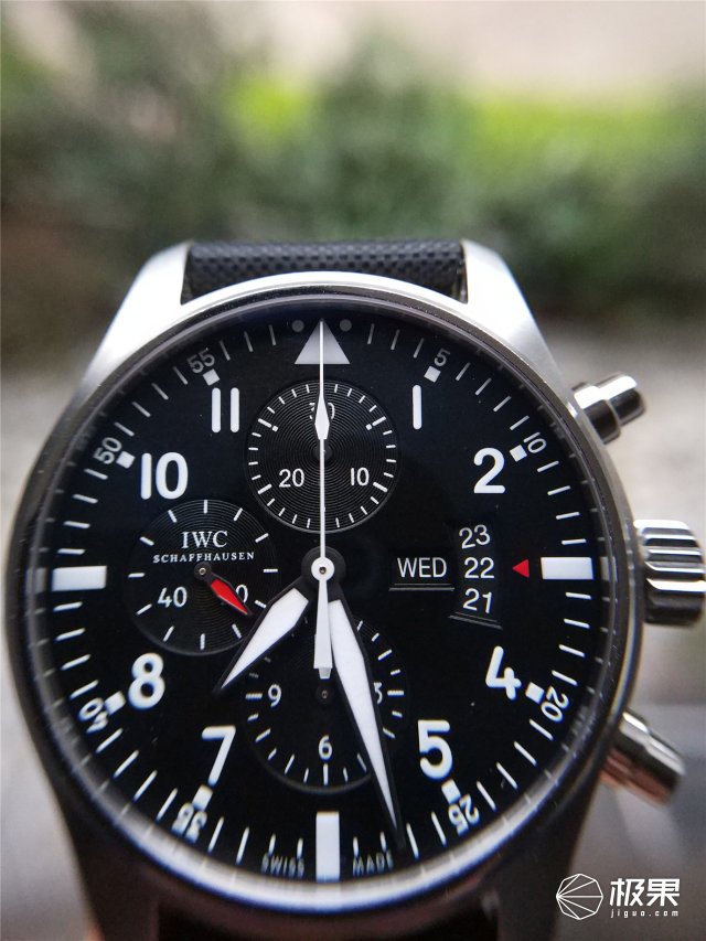 他花100万买豪表，总结出这4点买验让你不多花1分钱！