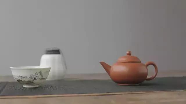 一人喝茶两人品茶,一人喝茶会喝出什么境界呢