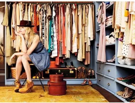 共享单车共享充电宝 (共享单车配充电宝)