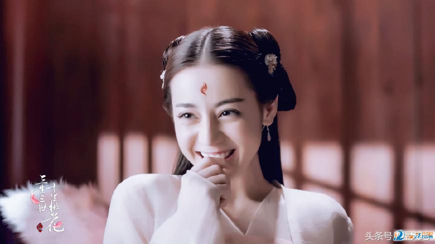 选妈妈还是选父母的视频,记者问迪丽热巴选陈伟霆还是罗晋