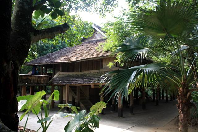 西双版纳民族风情园门票多少钱,西双版纳民族风情园在景洪市内吗