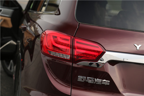 璇曢┚閲庨┈鐢靛姩,璇曢┚閲庨┈姹借溅涓冨骇