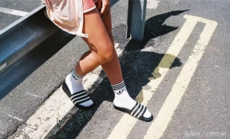 男澡堂防滑拖鞋,澡堂拖鞋底镂空