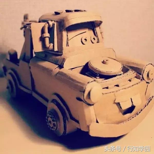 看了这个日本妹子爆改的快递盒，发现这些年的快递都白拆了！