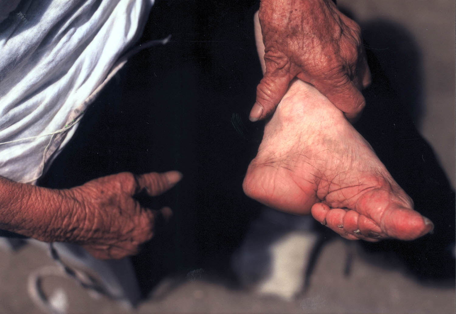 古代女子缠足对生活的影响,古代女人缠脚有哪些好处